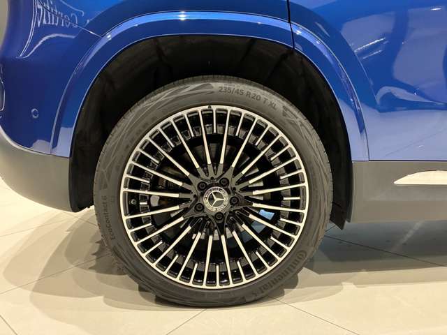 Mercedes-Benz EQA 11