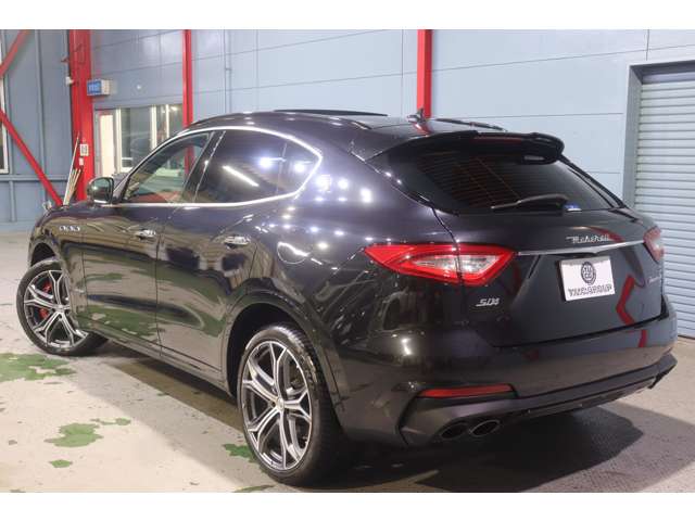 Maserati Levante 6