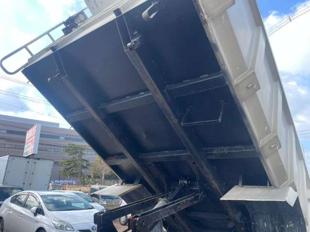 Isuzu Forward 3