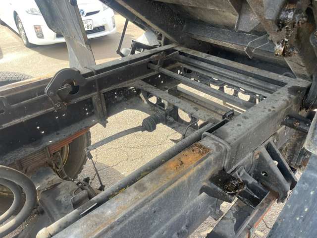 Isuzu Forward 5