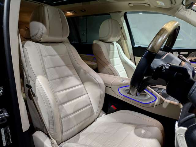 Mercedes-Benz GLS 2