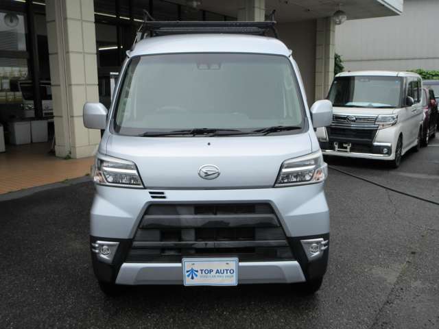 Daihatsu Hijet Cargo 3