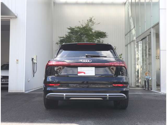 Audi e-tron 10