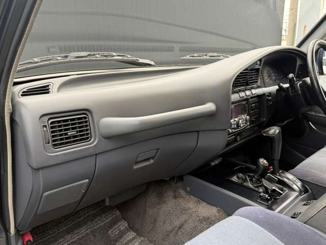 Toyota Land Cruiser 80 12