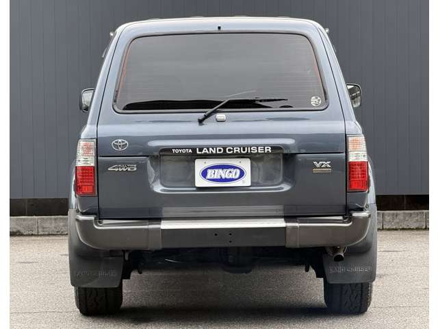 Toyota Land Cruiser 80 8
