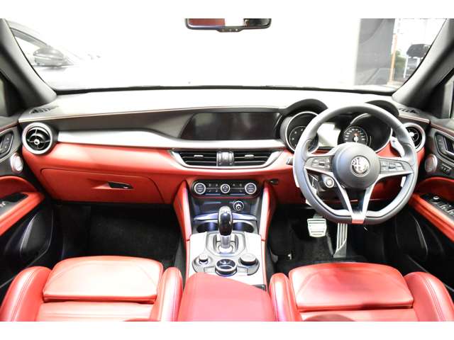 Alfa Romeo Stelvio 6