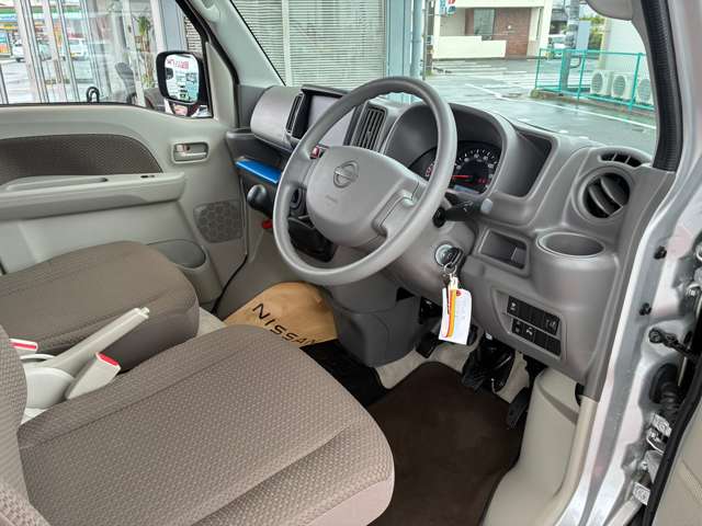 Nissan NV100 Clipper 9