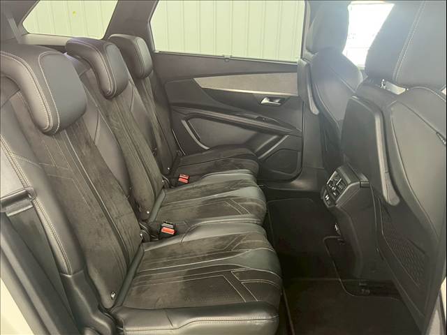 Peugeot 5008 8