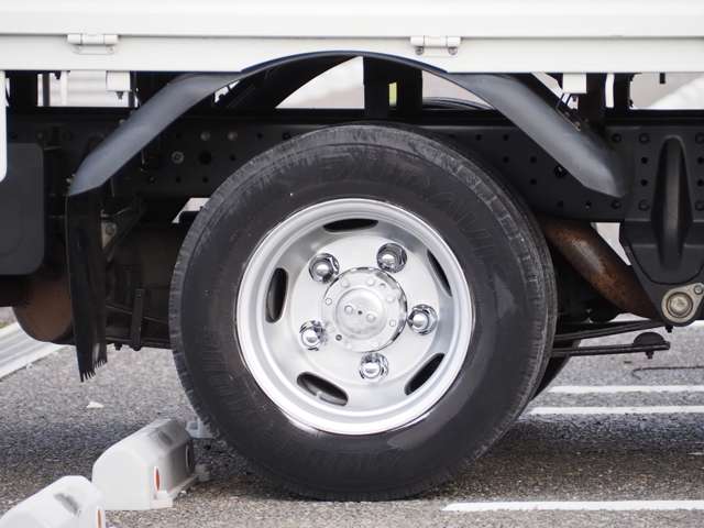 Mitsubishi Fuso Canter 12