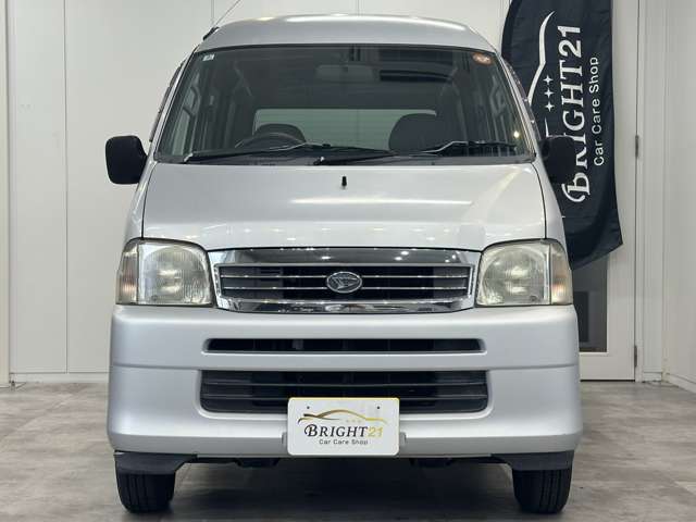Daihatsu Hijet Cargo 2