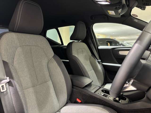 Volvo XC40 12