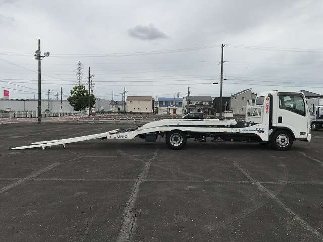 Isuzu Elf 12