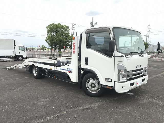 Isuzu Elf 10