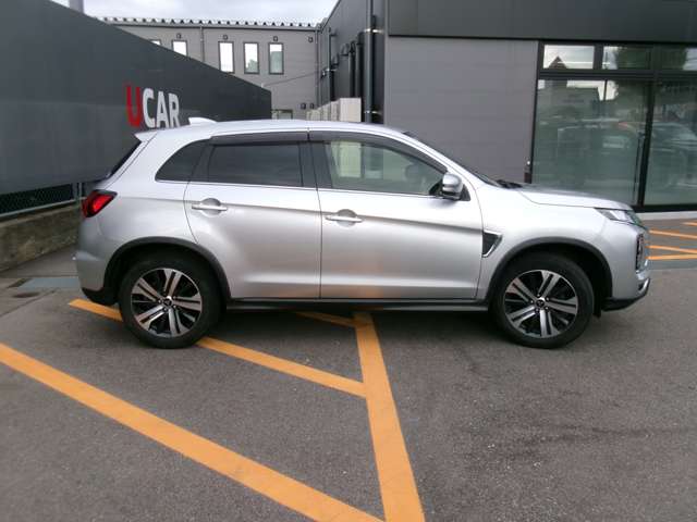 Mitsubishi RVR 7