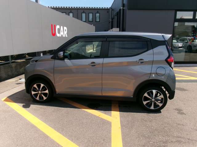 Mitsubishi eK X 9