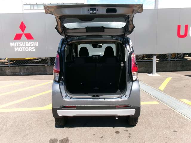 Mitsubishi eK X 10