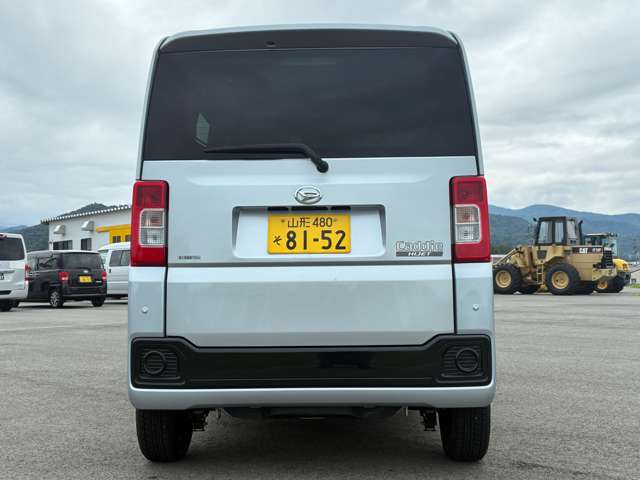 Daihatsu ハイゼットキャディー 4