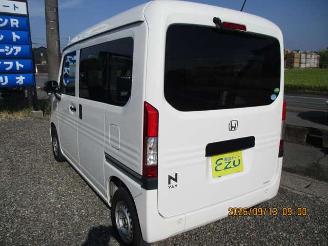 Honda N-VAN 12