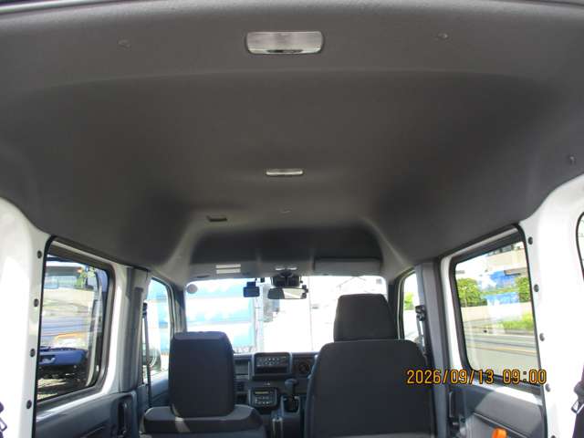 Honda N-VAN 10