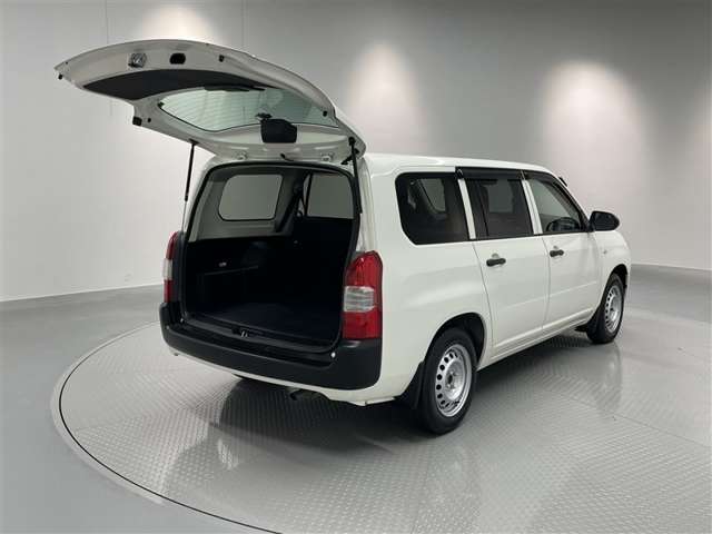 Toyota Probox Van 11