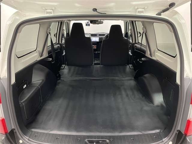 Toyota Probox Van 12