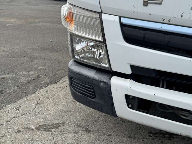 Mitsubishi Fuso Canter 12