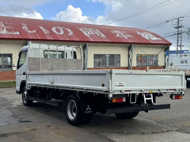 Mitsubishi Fuso Canter 4