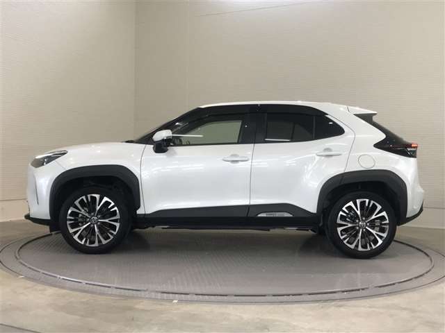 Toyota Yaris Cross 4