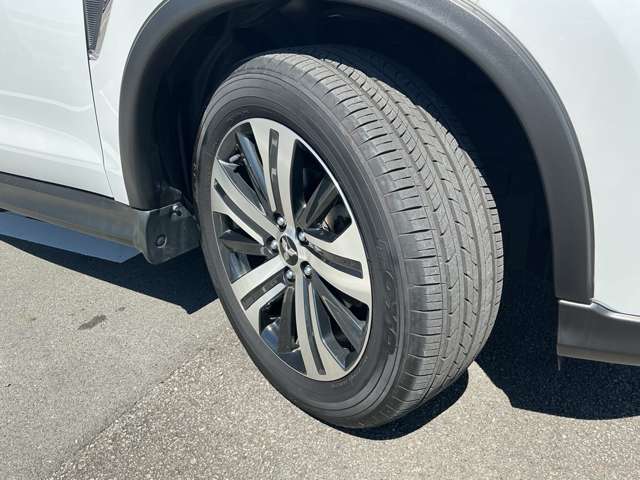 Mitsubishi RVR 4