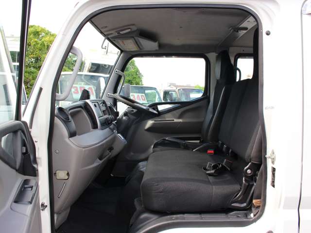 Mitsubishi Fuso Canter 10