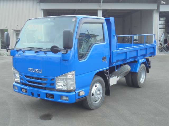 Isuzu Elf 2