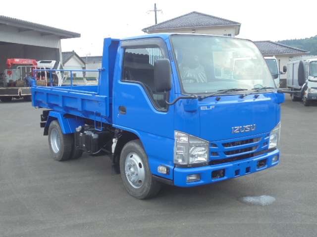 Isuzu Elf 9