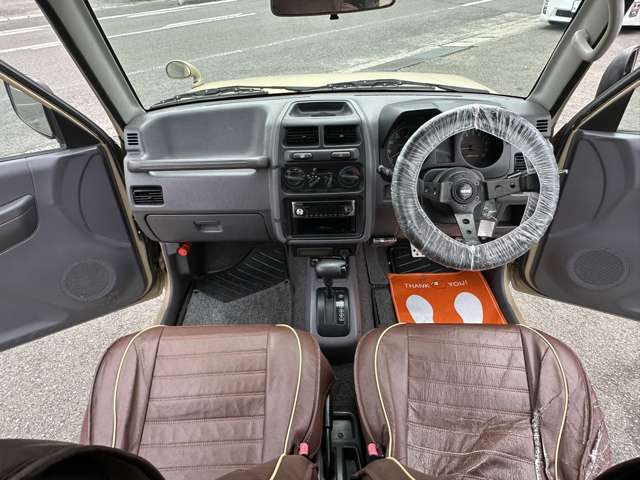 Mitsubishi Pajero Mini 2