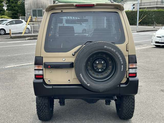 Mitsubishi Pajero Mini 8