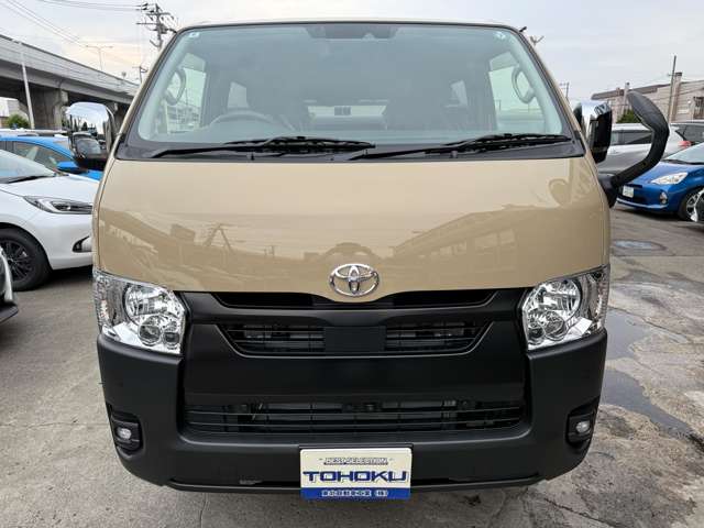 Toyota Hiace Van 2