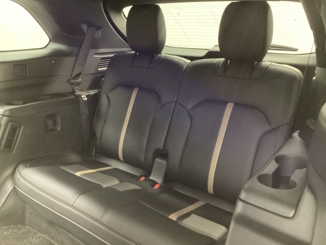 Mazda CX-80 12