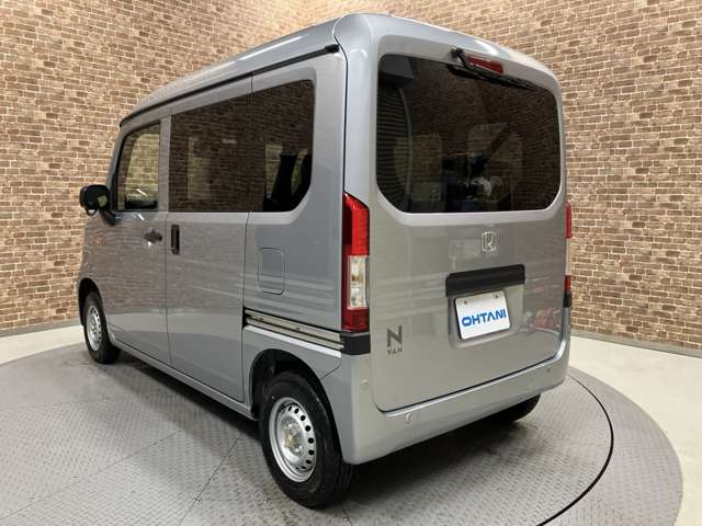 Honda N-VAN 11