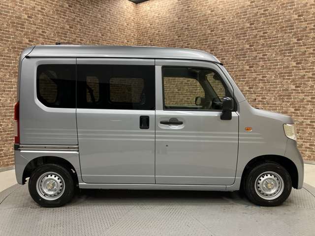 Honda N-VAN 9