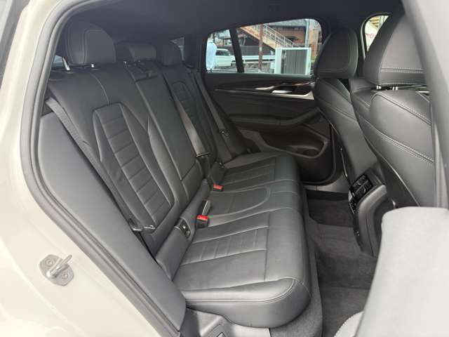 BMW X4 11