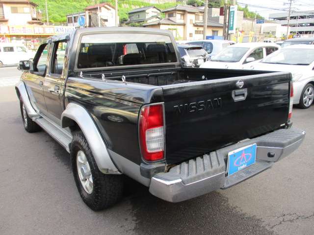Nissan Datsun 7