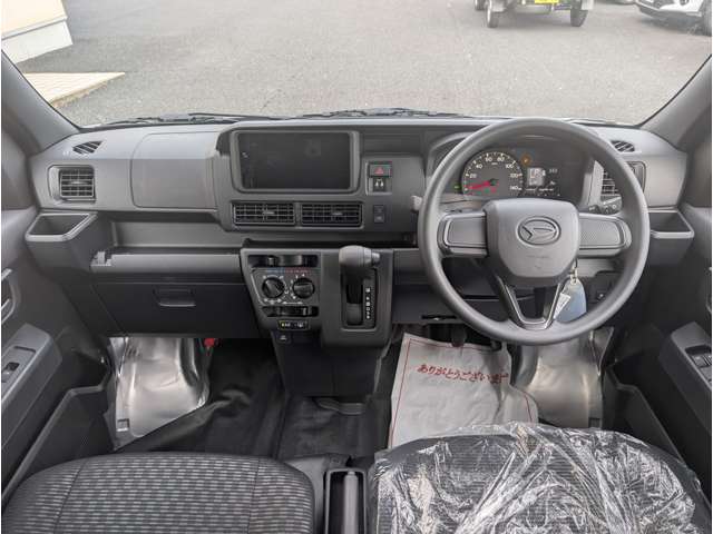 Daihatsu Hijet Cargo 2