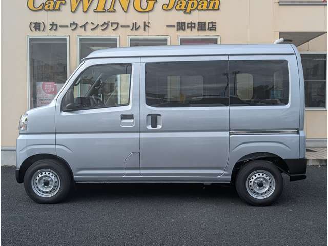 Daihatsu Hijet Cargo 7