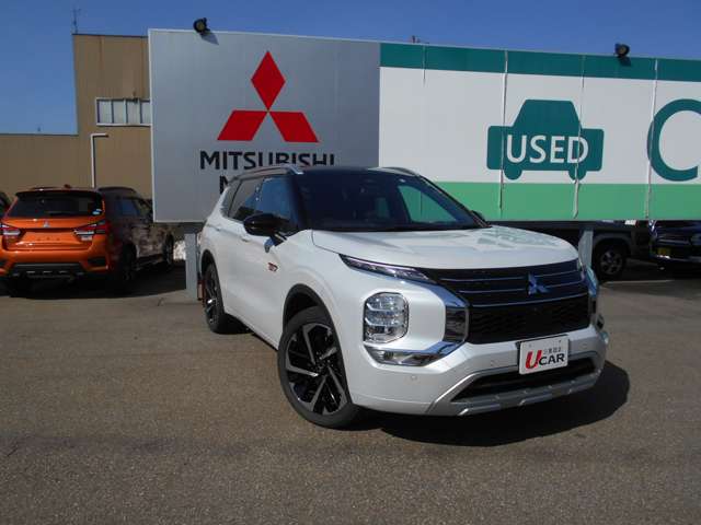 Mitsubishi Outlander 2