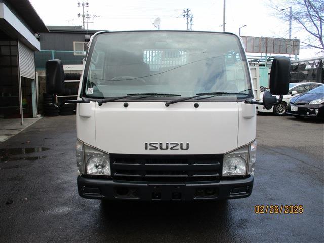 Isuzu Elf 3