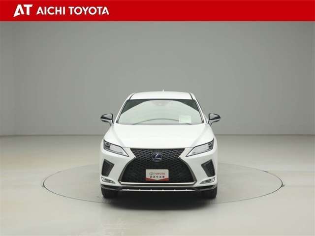 Lexus RX 9