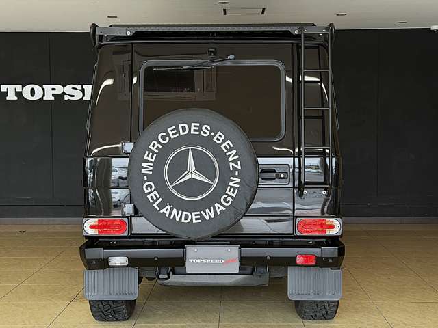 Mercedes-Benz G-Class 11