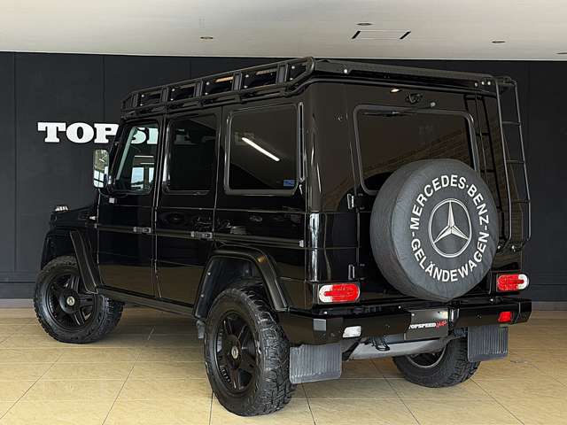 Mercedes-Benz G-Class 12
