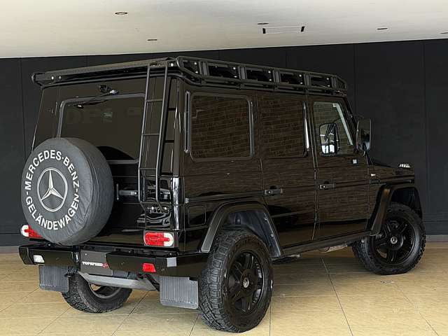 Mercedes-Benz G-Class 9