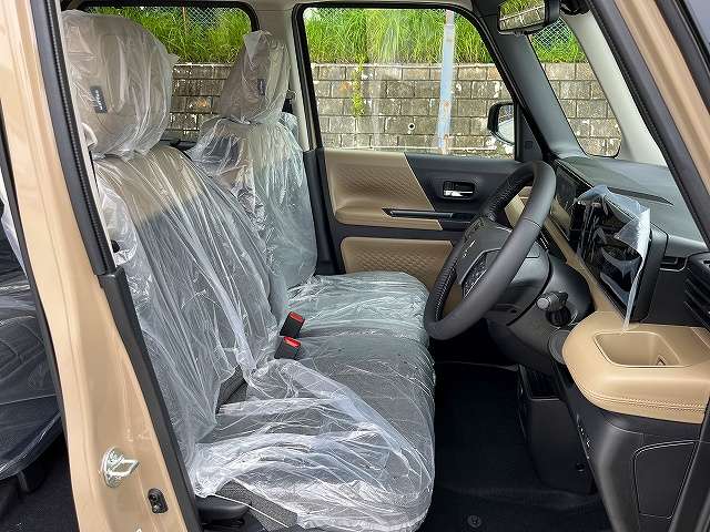 Mitsubishi Delica Mini 9