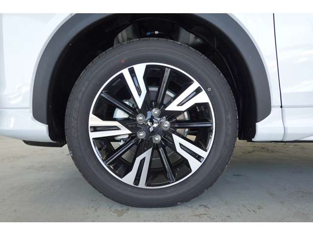 Mitsubishi Eclipse Cross 9